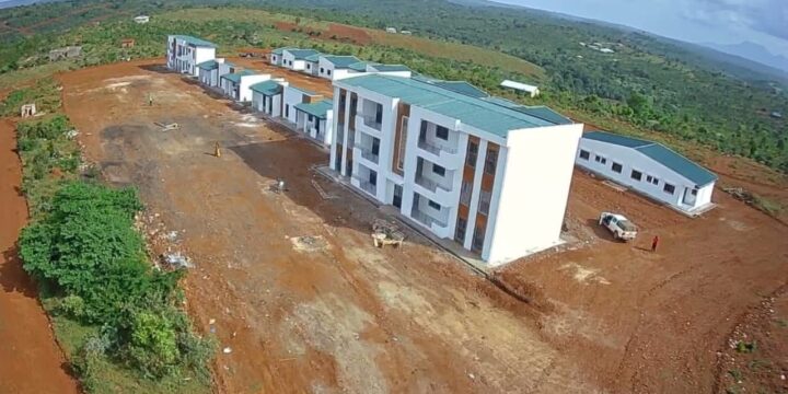 Accès aux logements décents: La Cité Municipale de Foumban provisoirement réceptionnée